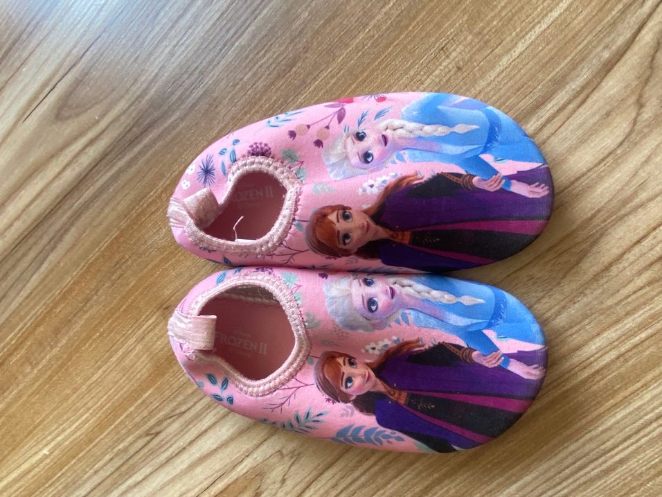 Havuz ayakkabısı - Görsel 2