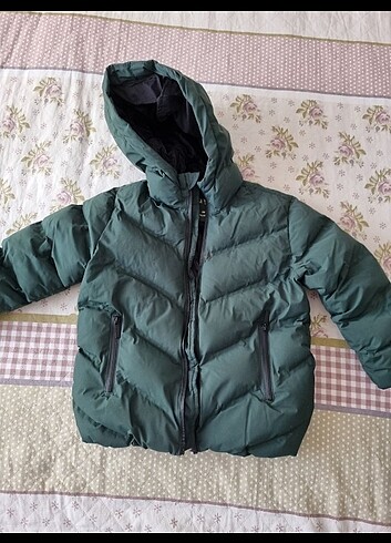 Zara 6 yaş erkek çocuk şişme mont