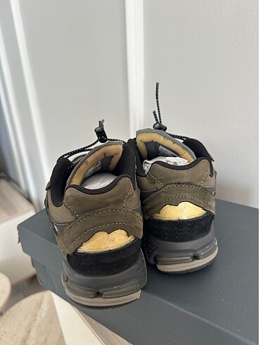 New Balance New Balance 2002R