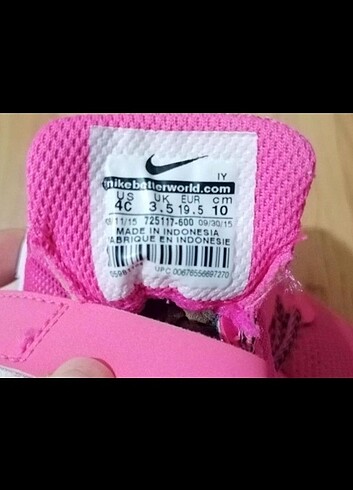 19 Beden pembe Renk Fuşya 19.5 numara az giyilmiş orjinal Nike 