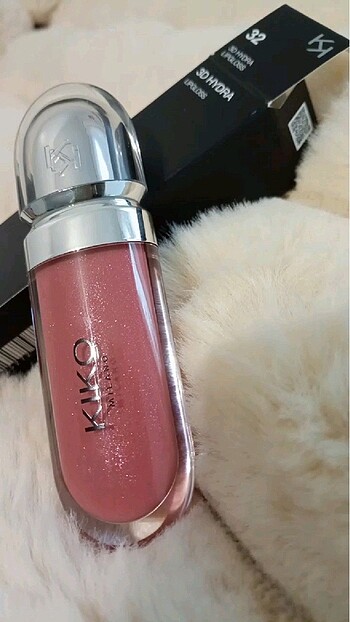 kiko gloss 32