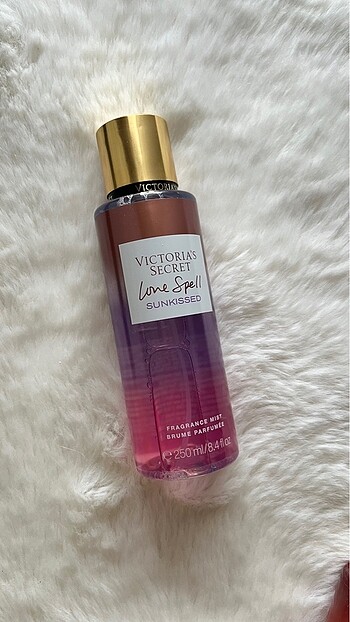 victoria secret love spell sunkissed vücut spreyi