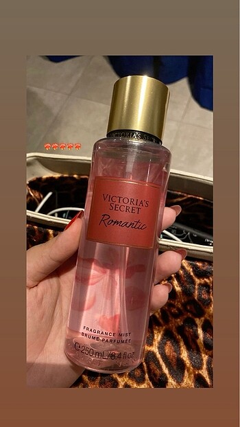 victoria secret vücut spreyi romantic