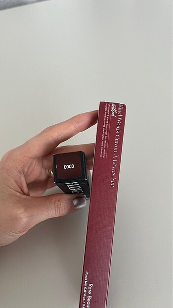 Huda Beauty hudabeauty lipgloss rare dudak kalemi