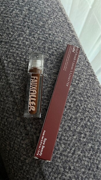 Beden hudabeauty lipgloss rare dudak kalemi