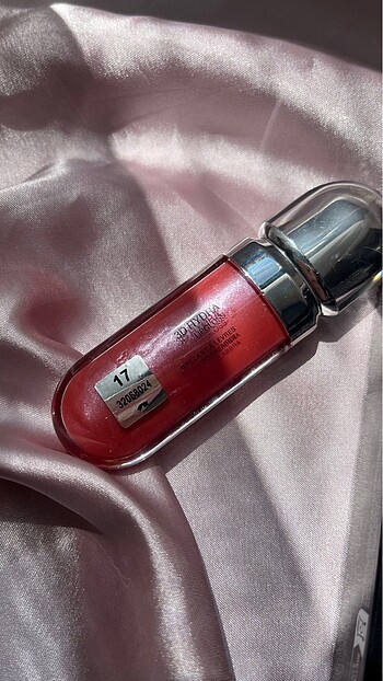 Beden Renk kiko gloss 17 numara