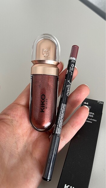 kiko gloss 44