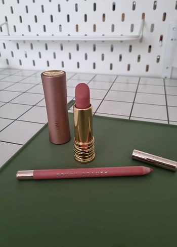 Fenty Beauty FENTY DUDAK KALEMİ LANCOME RUJ