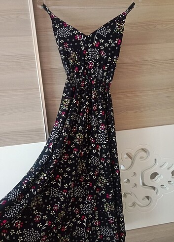 Çiçekli elbise 