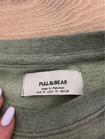 m Beden pull and bear crop sweatshirt