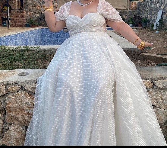 44 beden puantiyeli gelinlik / nikah elbise