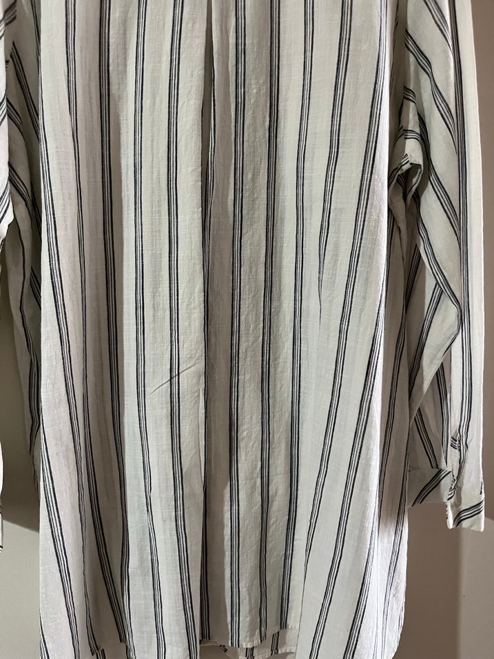 Düğmeli Uzun Kollu Çizgili Kadın Keten Gömlek - Görsel 3