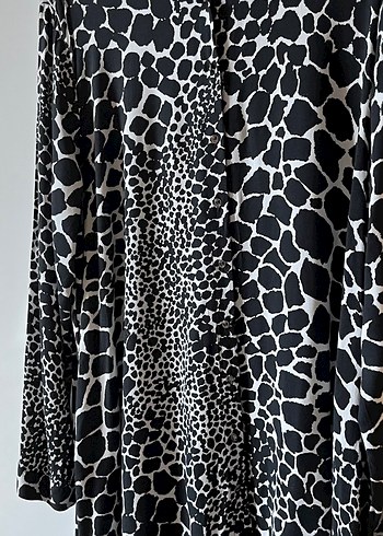 Yılan Desenli Siyah  Tunik - Görsel 7