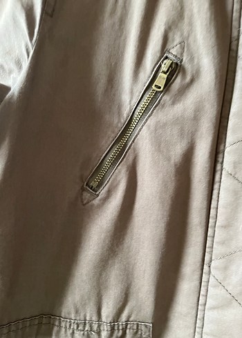 Kürklü Kapüşonlu haki Kadın Mont - Görsel 4