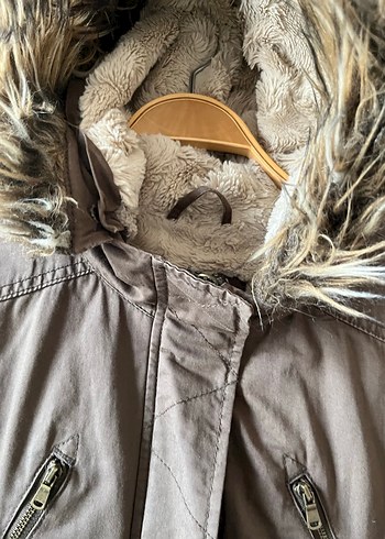 Kürklü Kapüşonlu haki Kadın Mont - Görsel 3