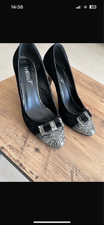 39 Beden Deri detay stiletto