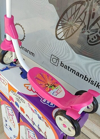 Sıfır kapalı kutu kız çocuğu scooter ı pembe renk