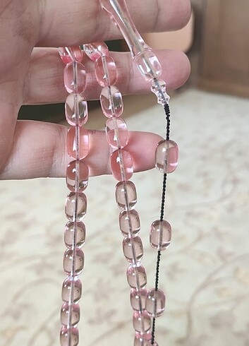 Ucak camı tesbih