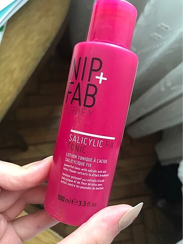 Nip+Fab salisilik asit tonik