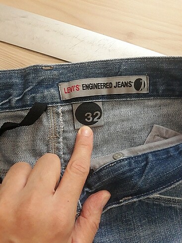 32 Beden Levis engineered 