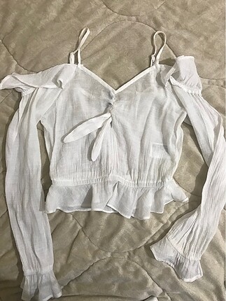 H&M marka beyaz askılı bluz
