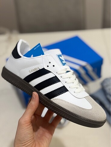 Adidas samba