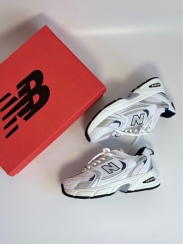New Balance 530