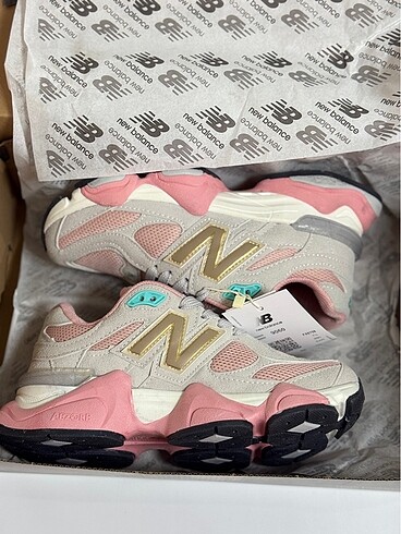 New balance 9060