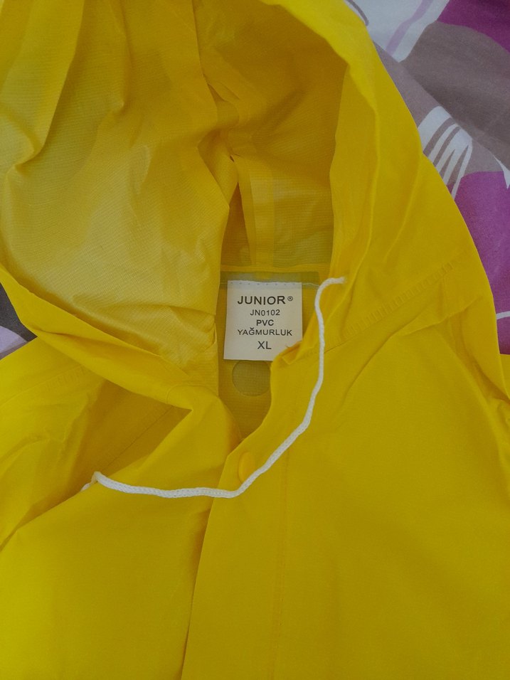 Erkek Sarı Kapüşonlu Yağmurluk - Görsel 2
