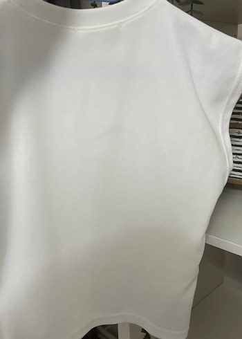 Beyaz Çizgili Kısa Kollu Triko Bluz - Görsel 4