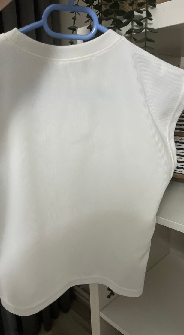 Beyaz Çizgili Kısa Kollu Triko Bluz - Görsel 4