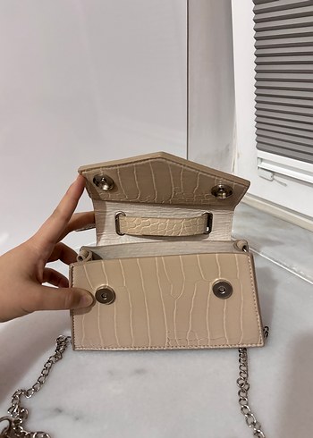  Beden kahverengi Renk Zincir Detaylı Yılan Desenli Deri Kadın Çanta