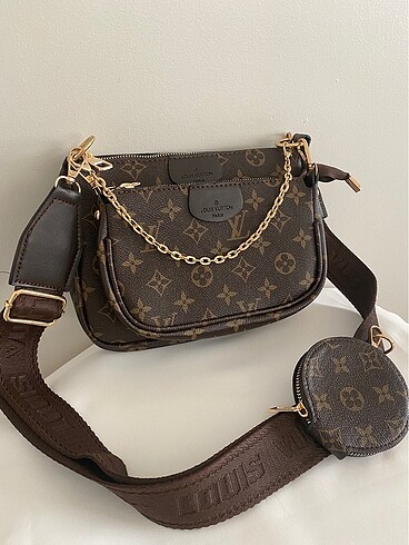 Lv pochette