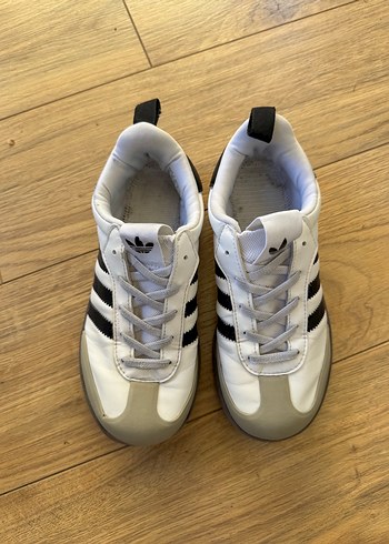 Adidas ürünü