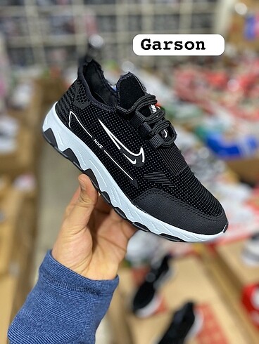 Yağmur geçirmez spor ayakkabı içi dışı rahat