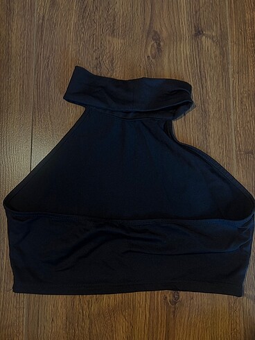 Trendyol & Milla Siyah Crop Üst