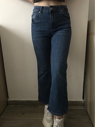 Koton jeans crop flare fit jeans