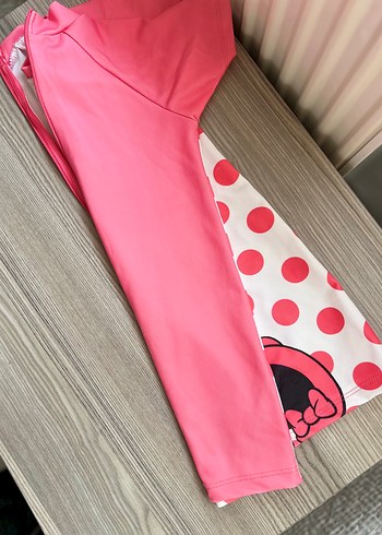 4 Yaş Beden Kız Çocuk Minnie Mouse Baskılı Mayo boneli