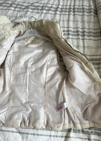 Beyaz Fermuarlı Kolsuz Kadın Yelek - Görsel 3