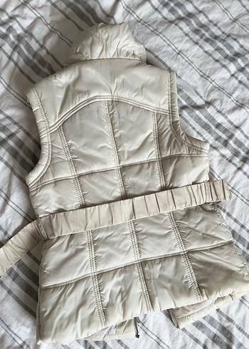 Beyaz Fermuarlı Kolsuz Kadın Yelek - Görsel 6