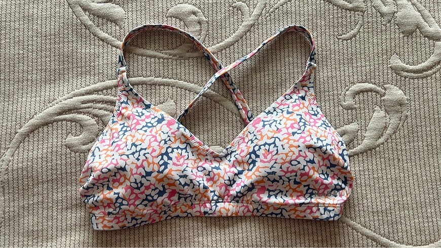 Bikini üstü