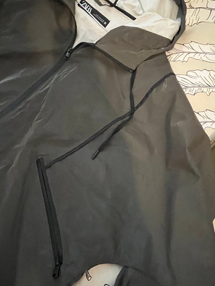 Gri Midi Boy Kapüşonlu Yağmurluk Zara - Görsel 4