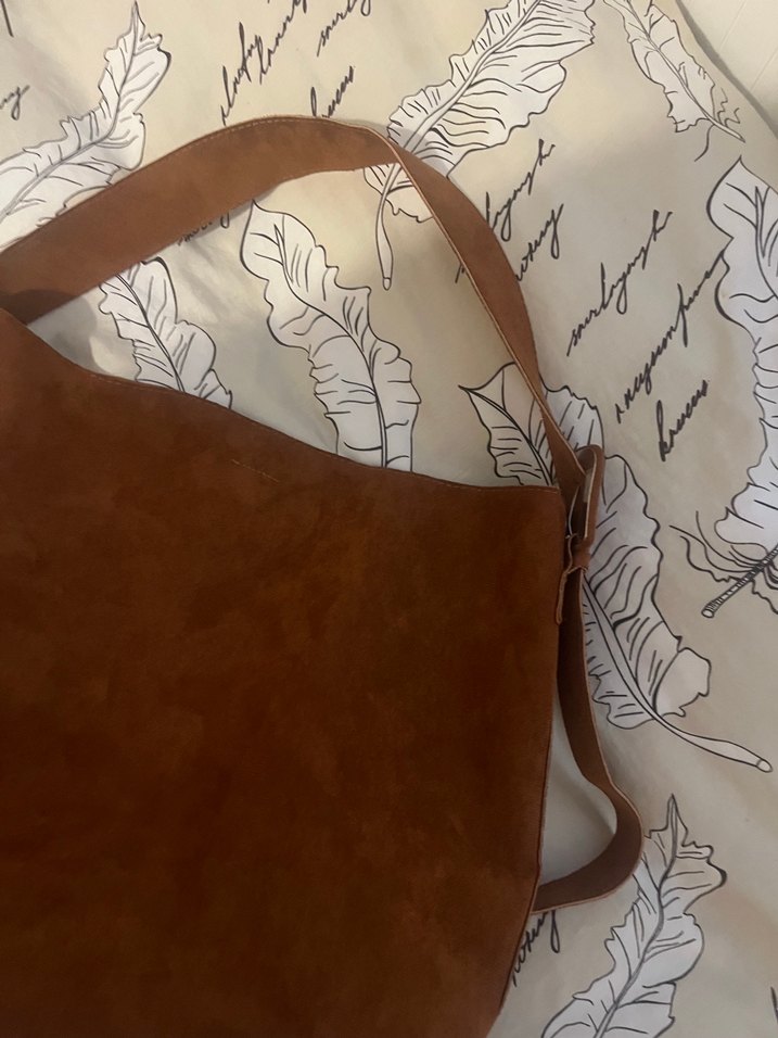 Kahverengi Süet Kadın Omuz Çantası - Görsel 5