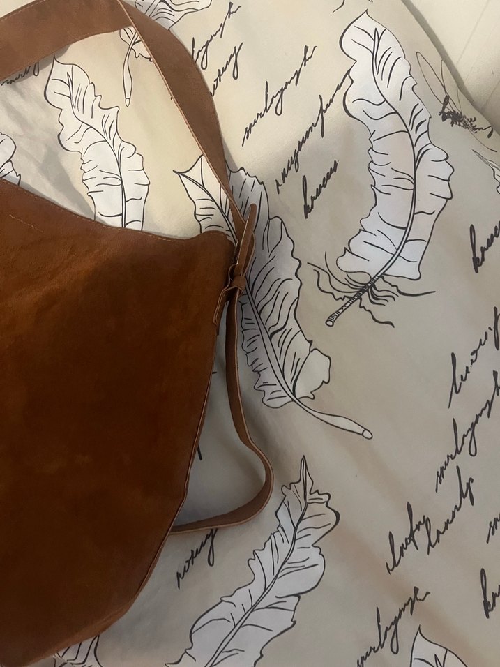 Kahverengi Süet Kadın Omuz Çantası - Görsel 4