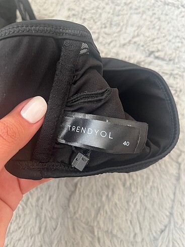 m Beden siyah Renk Trendyol milla bikini üstü