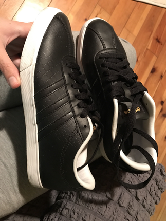 Adidas orjinal spor ayakkabı