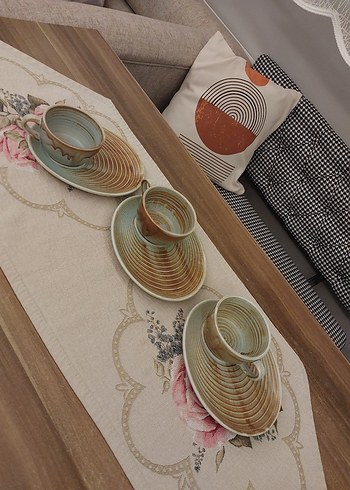 Bej Pastel Seramik Fincan Takımı