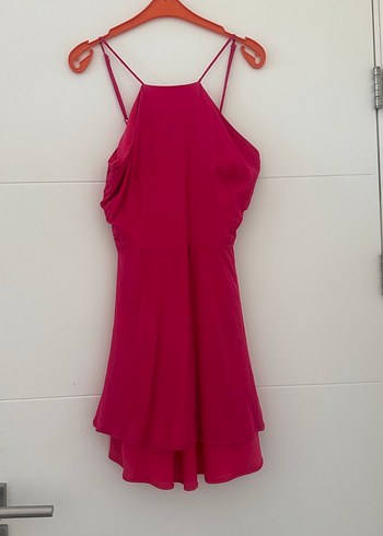 Pembe Drapeli Mini Askılı Elbise