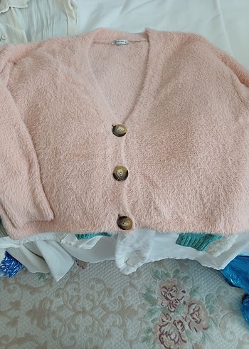 Düğmeli Pembe Kadın Hırka