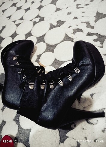 kadın botu - Görsel 10